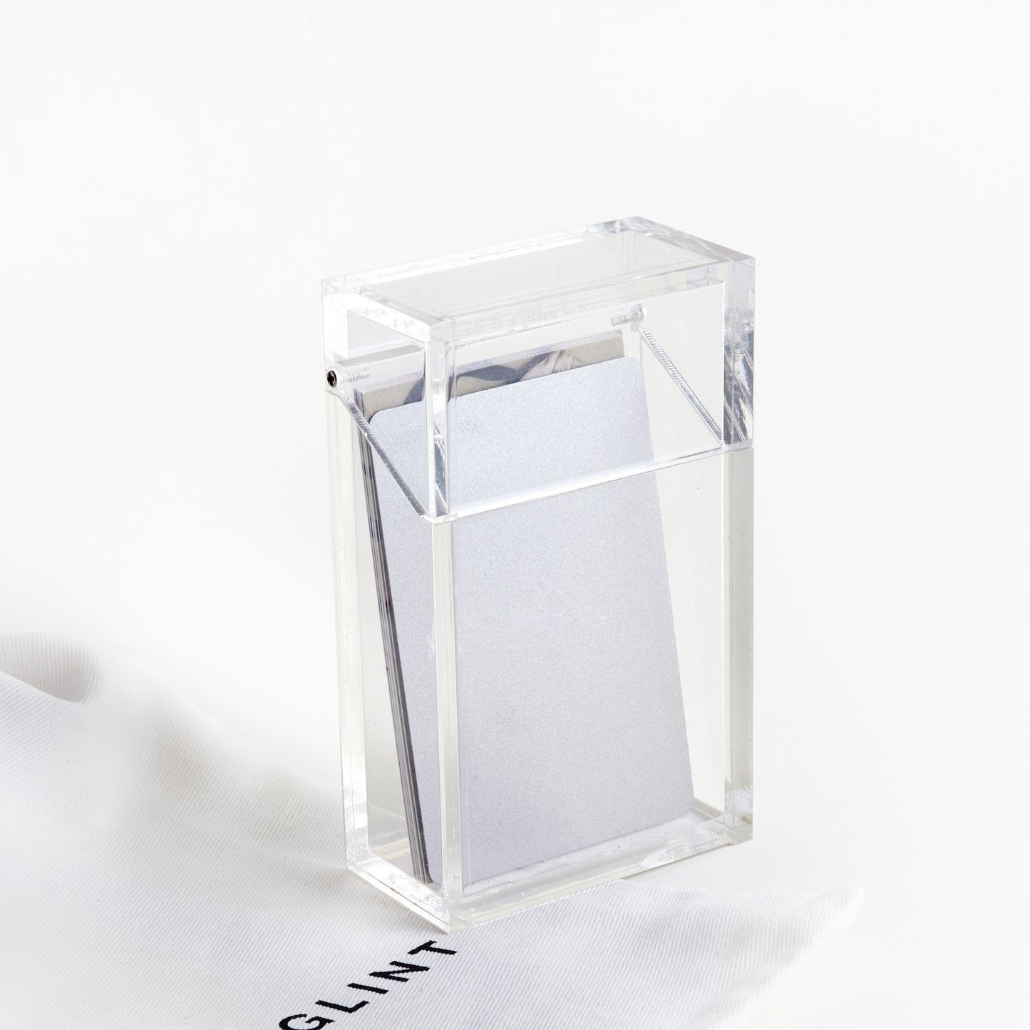 ACRYLIC CIGARETTE CASE WITH CREDIT CARDS INSIDE